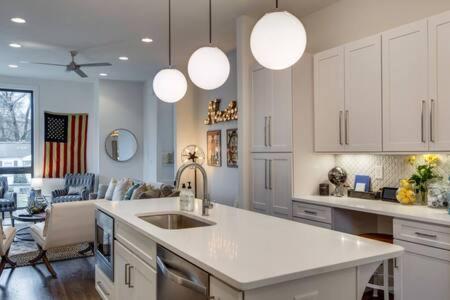 The Kora - Rooftop Luxury In Nashville'S Gulch Buitenkant foto